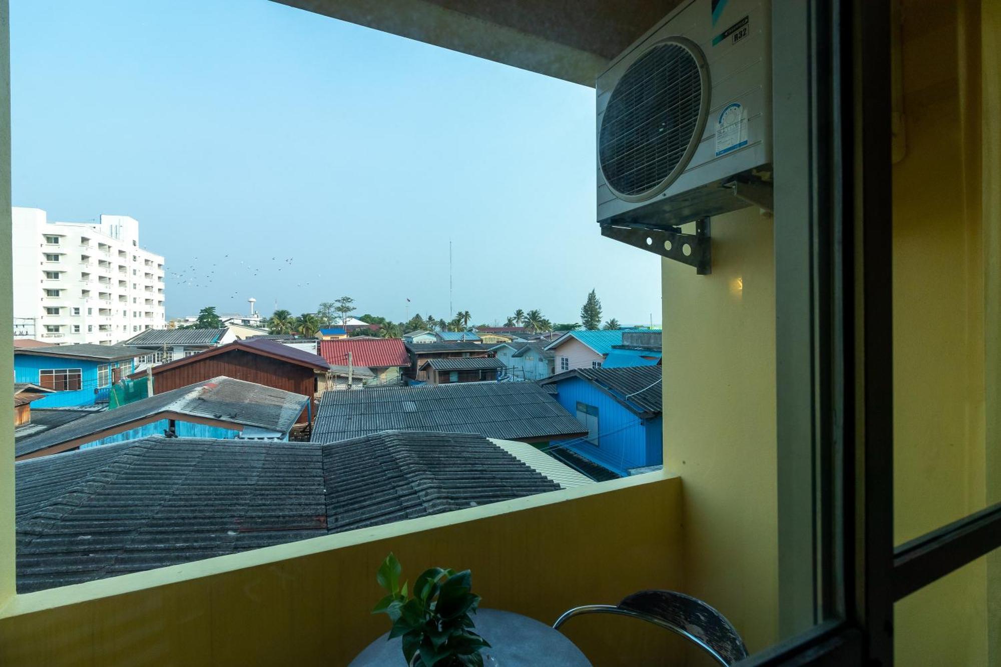 Hotel Chomsin Hua Hin ชมสินธุ์ หัวหิน Zewnętrze zdjęcie